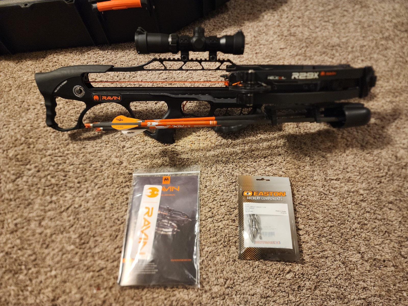 Ravin R29X Crossbow with r29 hard case & 3 aluminum rage broadheads eBay