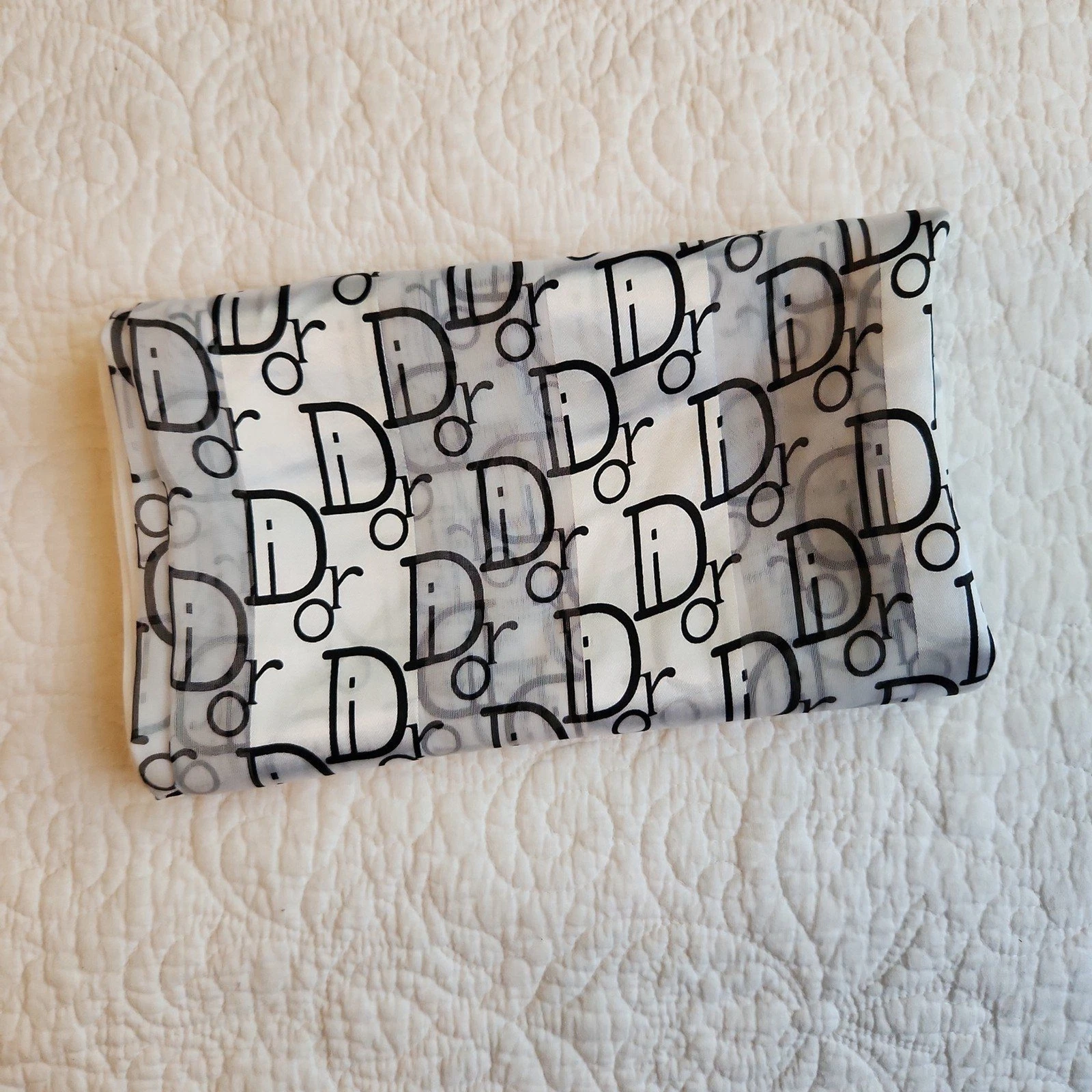 Grande écharpe vintage en soie monogramme Dior