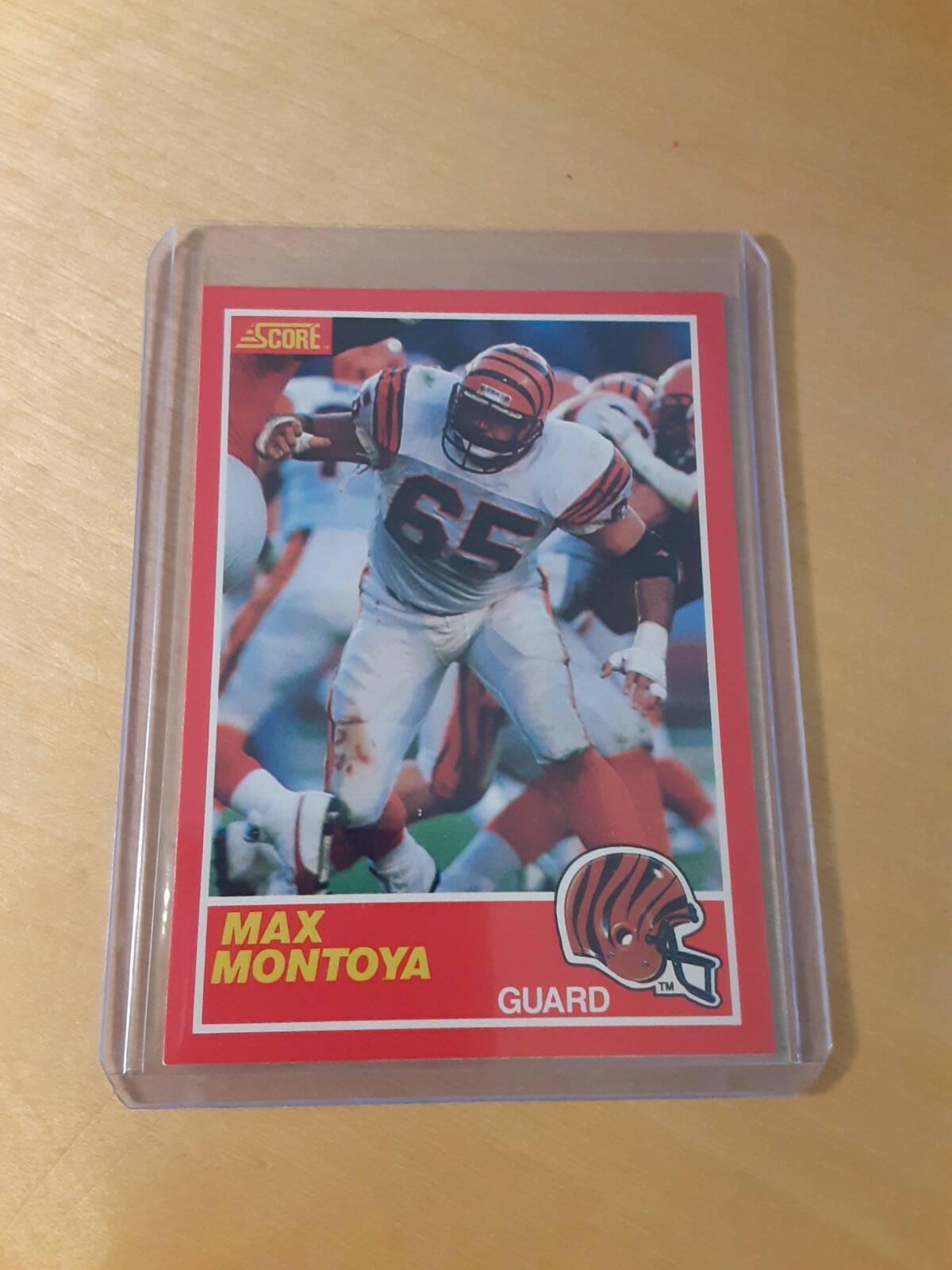 1989 Score #154 MAX MONTOYA Cincinnati Bengals Football Card, Guard, Star (NM)