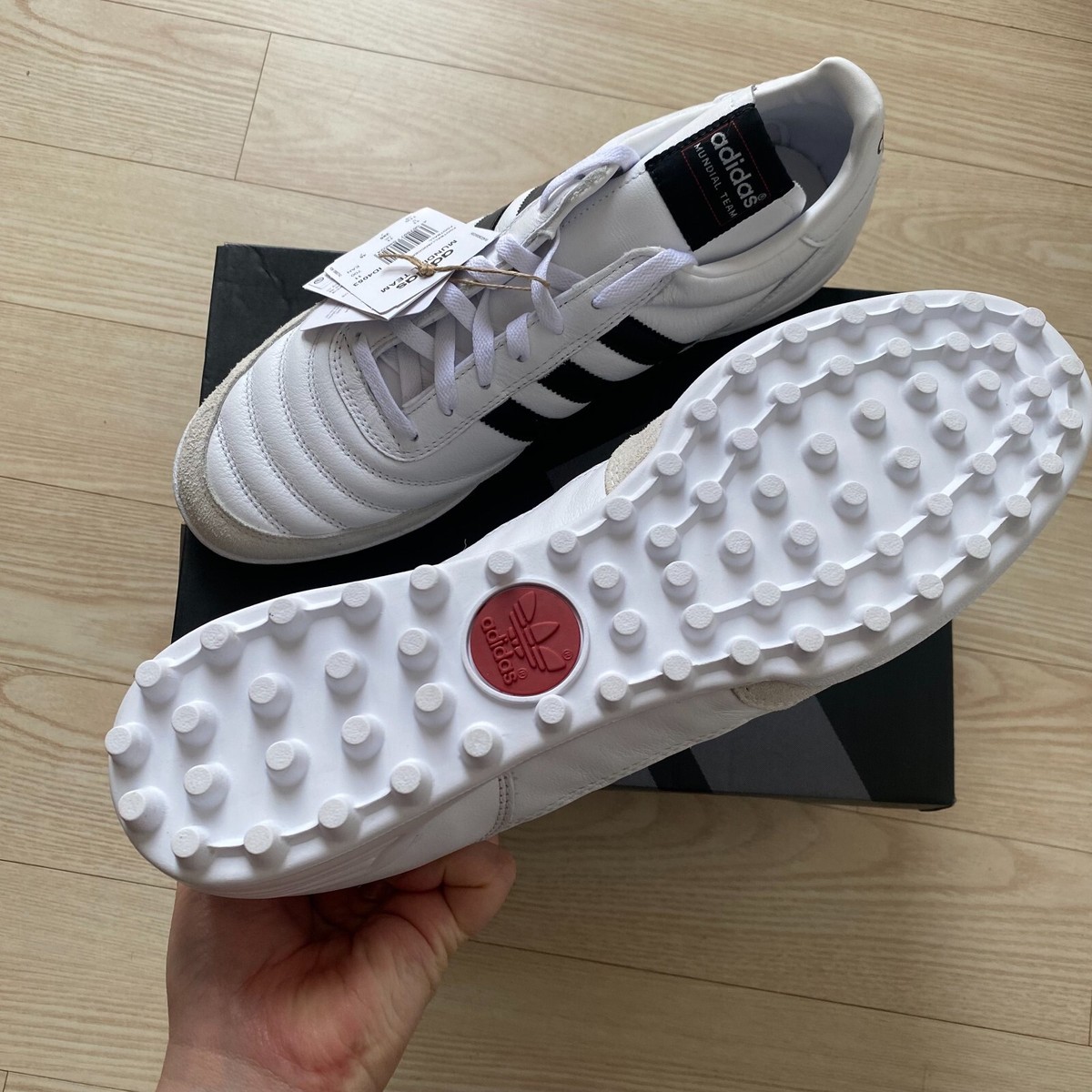 adidas Mundial Team Leather Mens Turf Soccer Shoes White ID4053