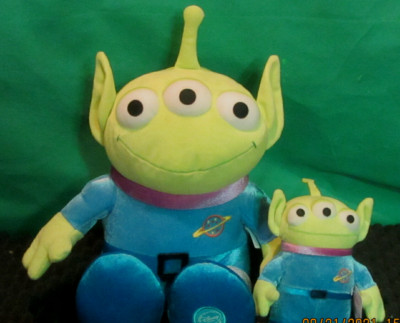 DISNEY STORE  2 LITTLE GREEN MEN PLUSH's , NEW MINT WITH TAGS , NEVER DISPLAYED 