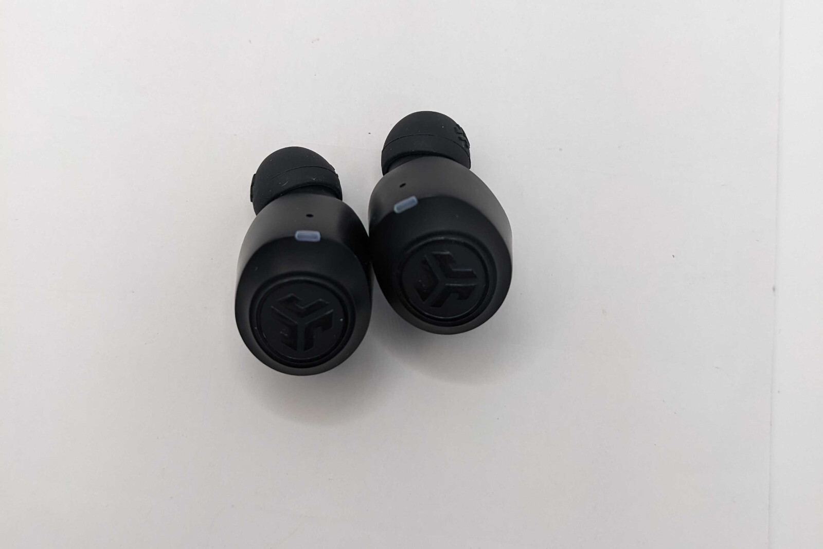 JBuds Air True Wireless Earbuds for Parts (Right Air Piece is not working)