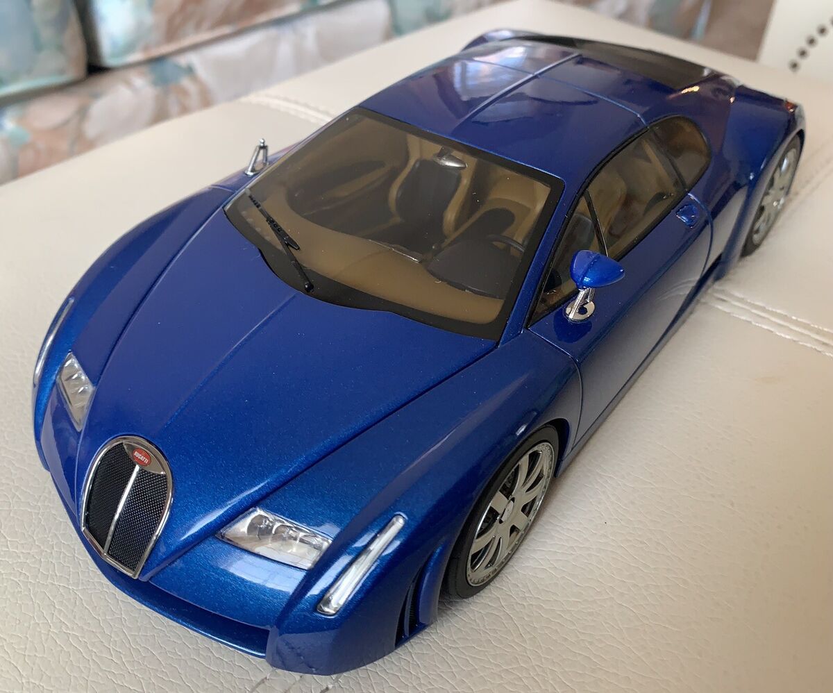 1/18 Autoart Bugatti EB 18.3 Chiron - Blue | eBay 1/18 Autoart Bugatti EB 18.3 Chiron - Blue | eBay