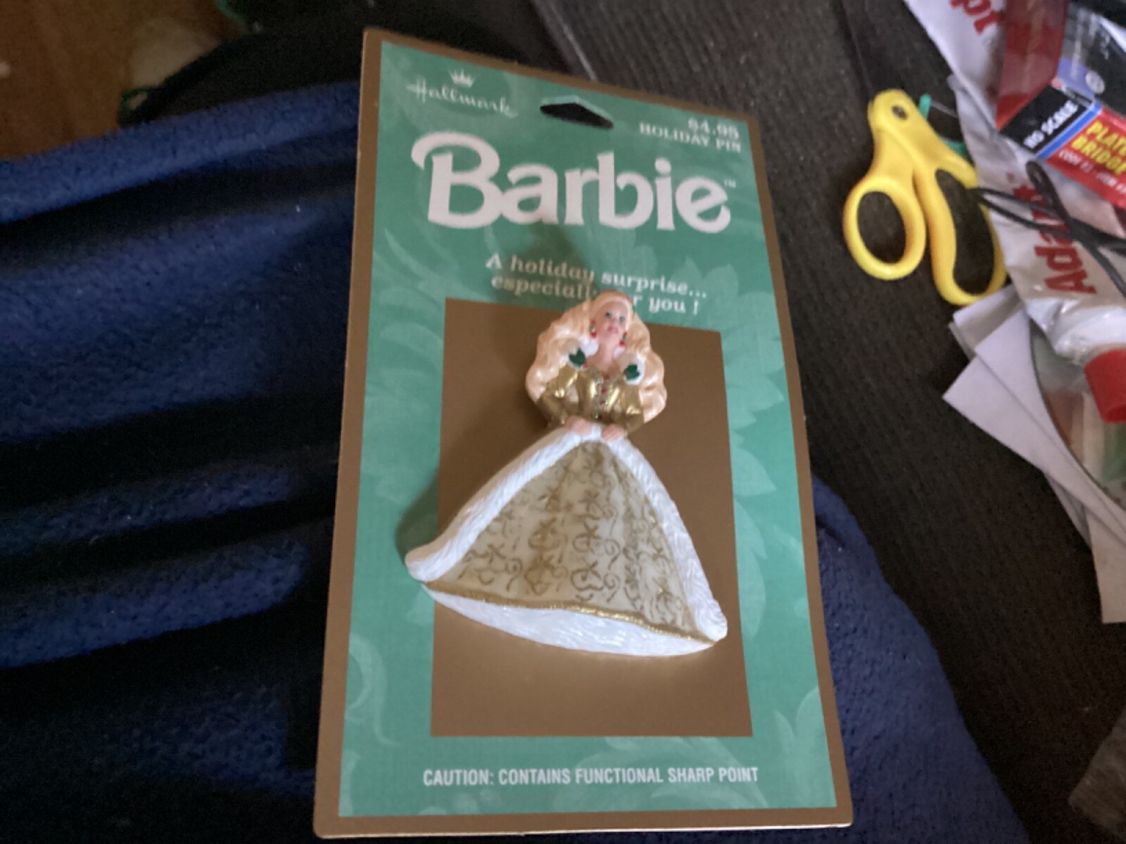 Vtg Hallmark 1996 Barbie Doll Happy Holidays Christmas Pin Broach New 