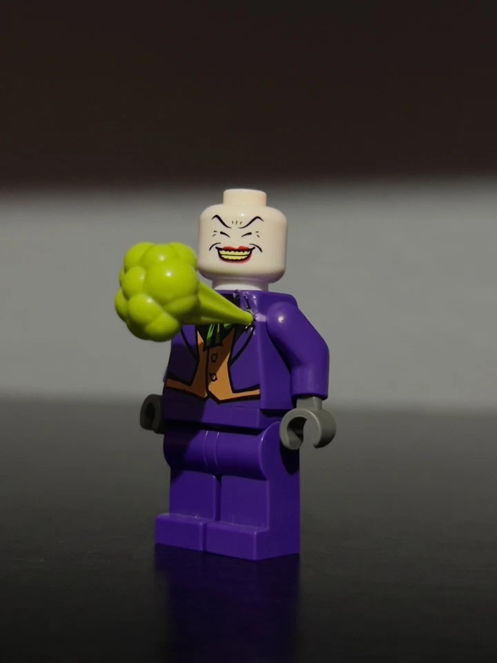 LEGO Batman Custom Pad Printed Joker w/ Injection Molded Accessories - Image 3 of 3