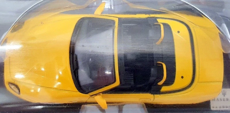 Модель автомобиля Altaya масштаб 1:43 Al2603A - 2001 Maserati Spyder GT - желтая - Изображение 4 из 4