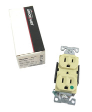 Cooper 8200V Hospital Grade Receptacle Ivory 15A 125V 2P 3W NEMA 5-15R - NEW