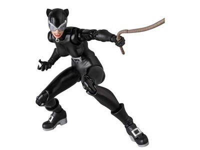 Mafex No. 123 DC Comics Catwoman (Hush Ver.) Action Figure Medicom