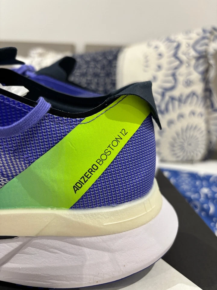 adidas adizero boston M 12 taille 45 1/3 - Photo 2/4