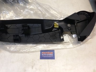 Genuine Vauxhall Insignia RH Seat Rail Outer Plastic 13325363  