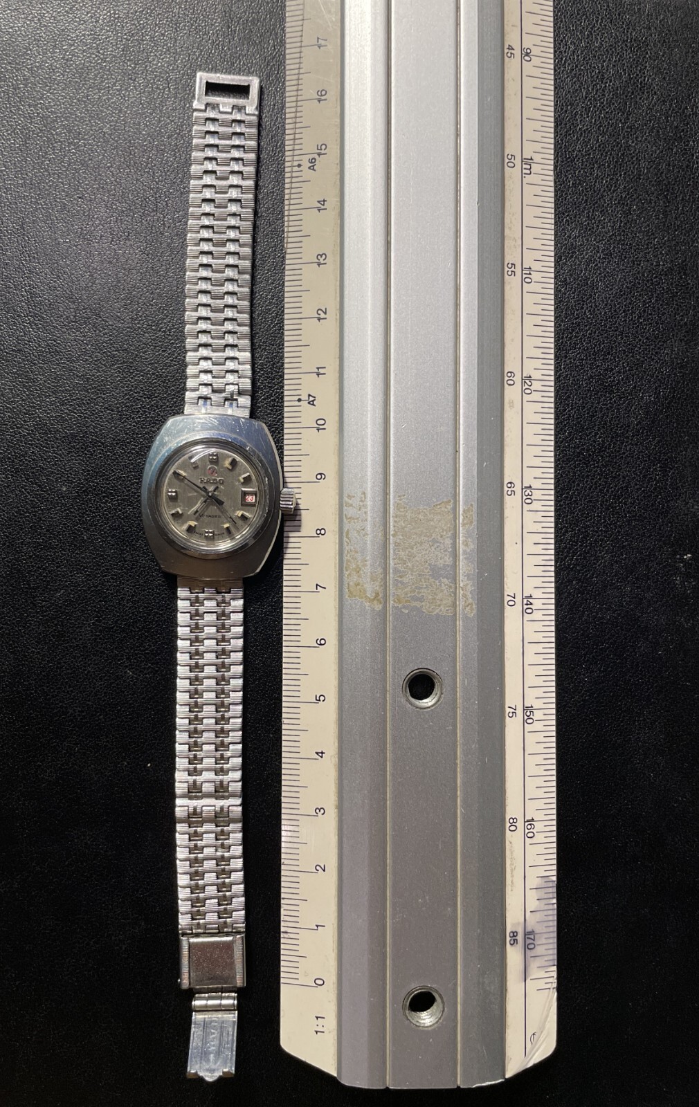 Foto 1 di 24