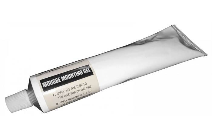 Gel d'assemblage Nitromousse tube 85g pour pneu mousse de moto