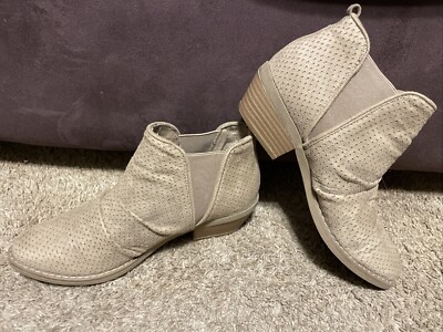 Report Ankle Boots Booties Woman s 6M Dexter Slip On Cute Tan Beige Brown