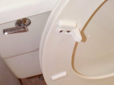 Wobbly Toilet Seat Loose Loo Quick Fix Buffers Bumpers Slipping Sliding Steady - How To Mend A Wobbly Toilet Seat Wobbly Toilet Seat Loose Loo Quick Fix Buffers Bumpers Slipping Sliding Steady - How To Mend A Wobbly Toilet Seat