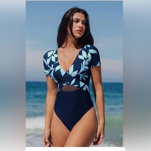 Neu mit Etikett Cupshe Tropical Leaf Rash Guard Mesh Front Navy and Aqua Leaf Print Größe M