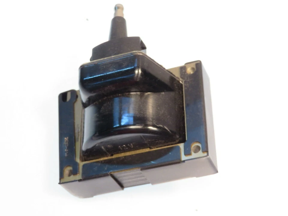 Bobina de encendido marca Lucas Peugeot 505 2000cc y 604 2700cc DLU404 Foto 4 de 4