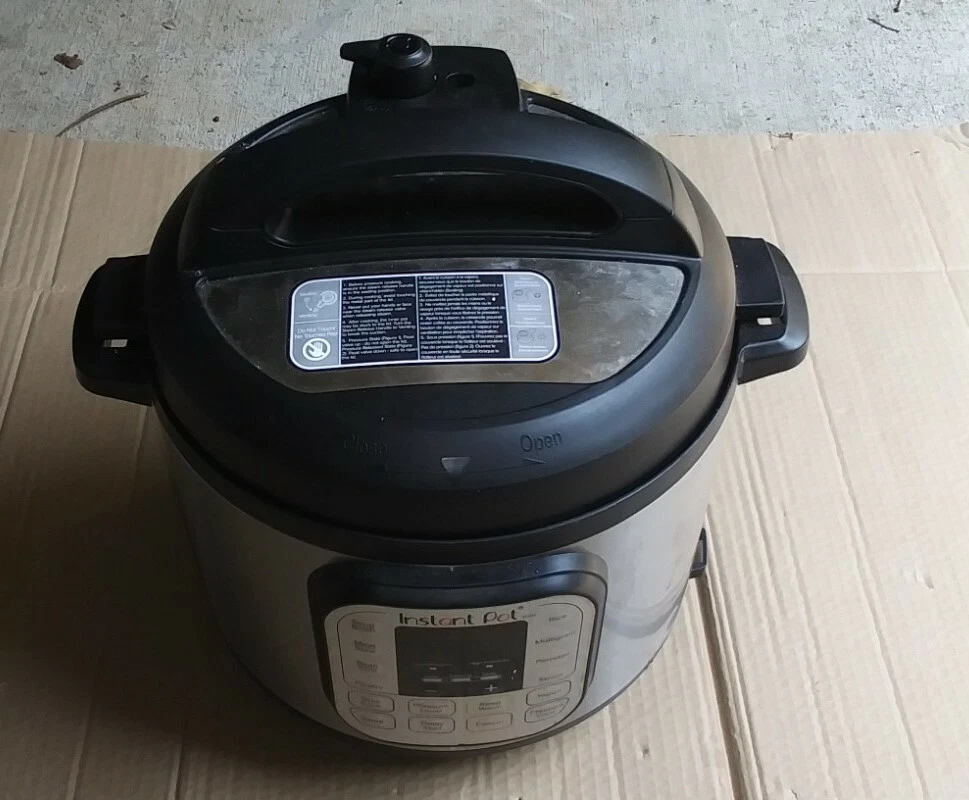 Instant Pot DUO60 v3 6Qt 7 in 1 Multi Use Programmable Pressure Cooker