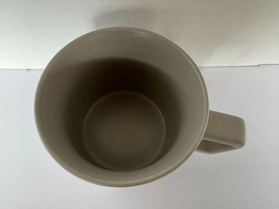 Starbucks Coffee Mug 2016 14 oz Winter Holiday Christmas. Excellent Condition - Image 3 of 4