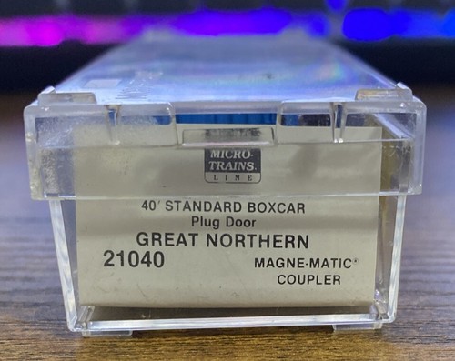 N Scale Micro-Trains MTL 21040 Great Northern Blue 40' Boxcar #7136 - Picture 2 of 2
