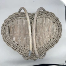 Vintage Heart Shaped Wicker/Rattan & Rope White Washed Picnic Basket & W/Handles