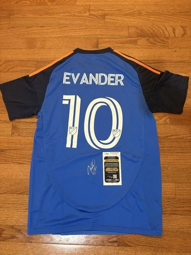 Evander Signed FC Cincinnati Auto Autographed Jersey MLS Star FCC JSA COA MEDIUM
