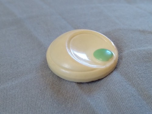 Interesting Vintage Celluloid Button. - Picture 3 of 12