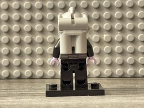 LEGO Mr. Freeze Black Suit Minifigure 10737 Super Heroes DC Batman II sh355