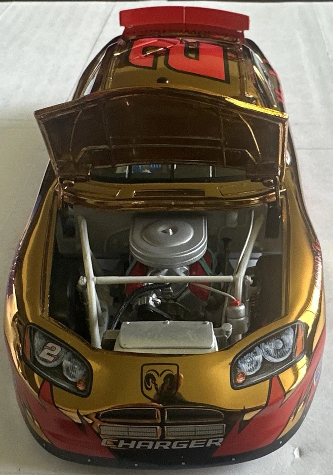 Cargador Action #2 Rusty Wallace Miller Lite Kodak 2005 1:24 color dorado cromo Foto 4 de 4