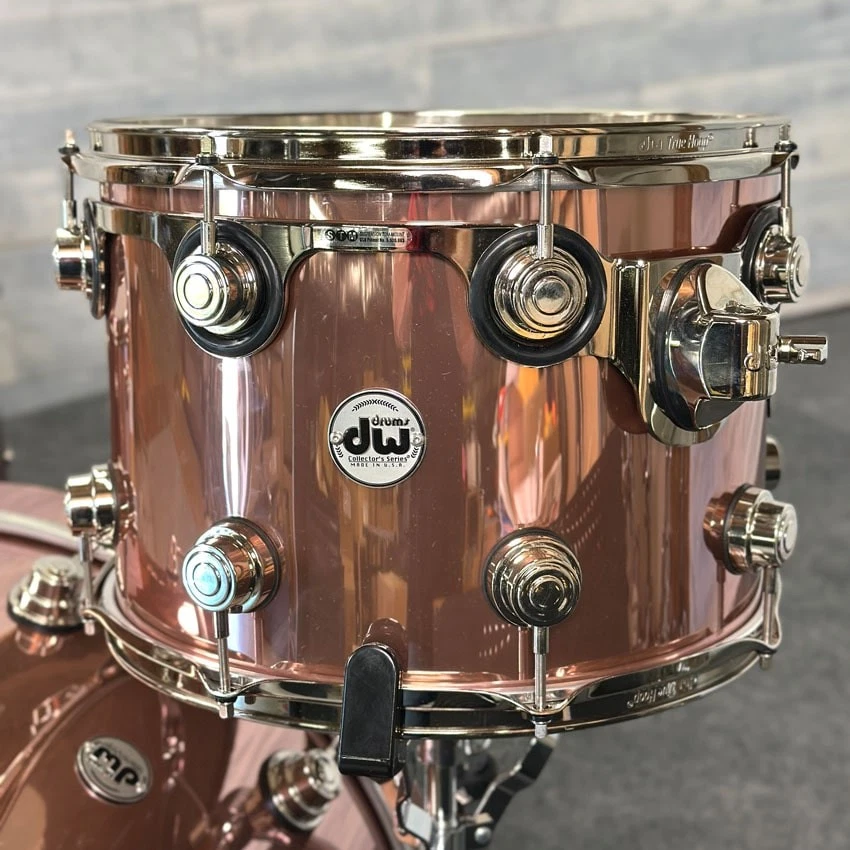 Juego de batería usado DW Collectors caoba/abeto 4 piezas cobre rosa - Excelente Foto 2 de 4