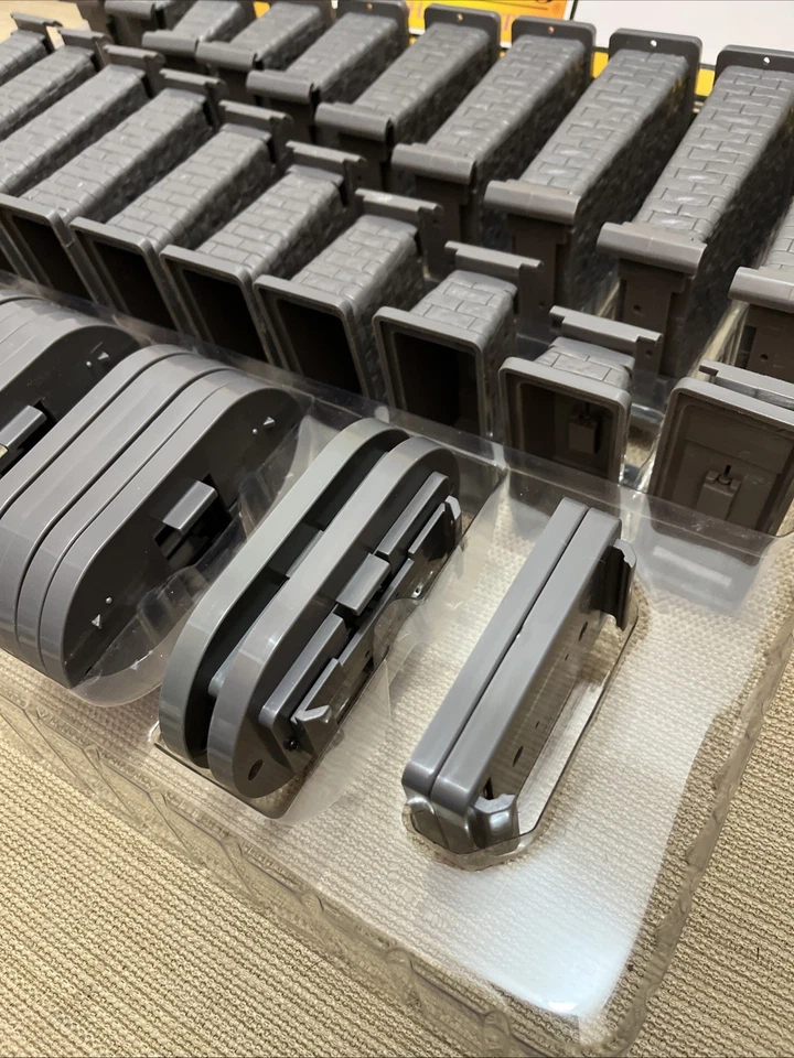 MTH Railking RealTrax 24 Piece Graduated Trestle Set New O Gauge 40-1033 - Image 4 of 4