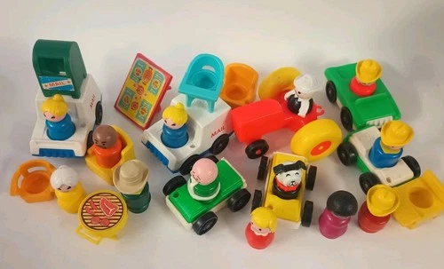 Fisher Price Vintage 1970s Little People Figures Lot More!!