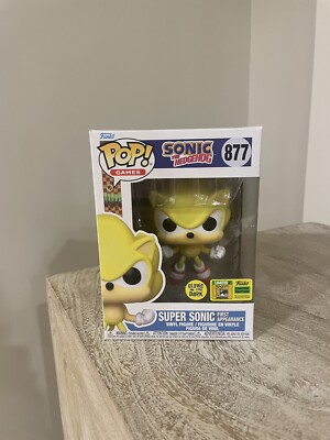 2022 SDCC Funko Pop! Super Sonic (First Appearance) #877 Comic Con Exclusive