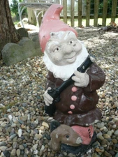 SHABBY CHIPPY OLD HUNTING GNOME W/DOG VINTAGE CEMENT/CONCRETE GARDEN ORNAMENT