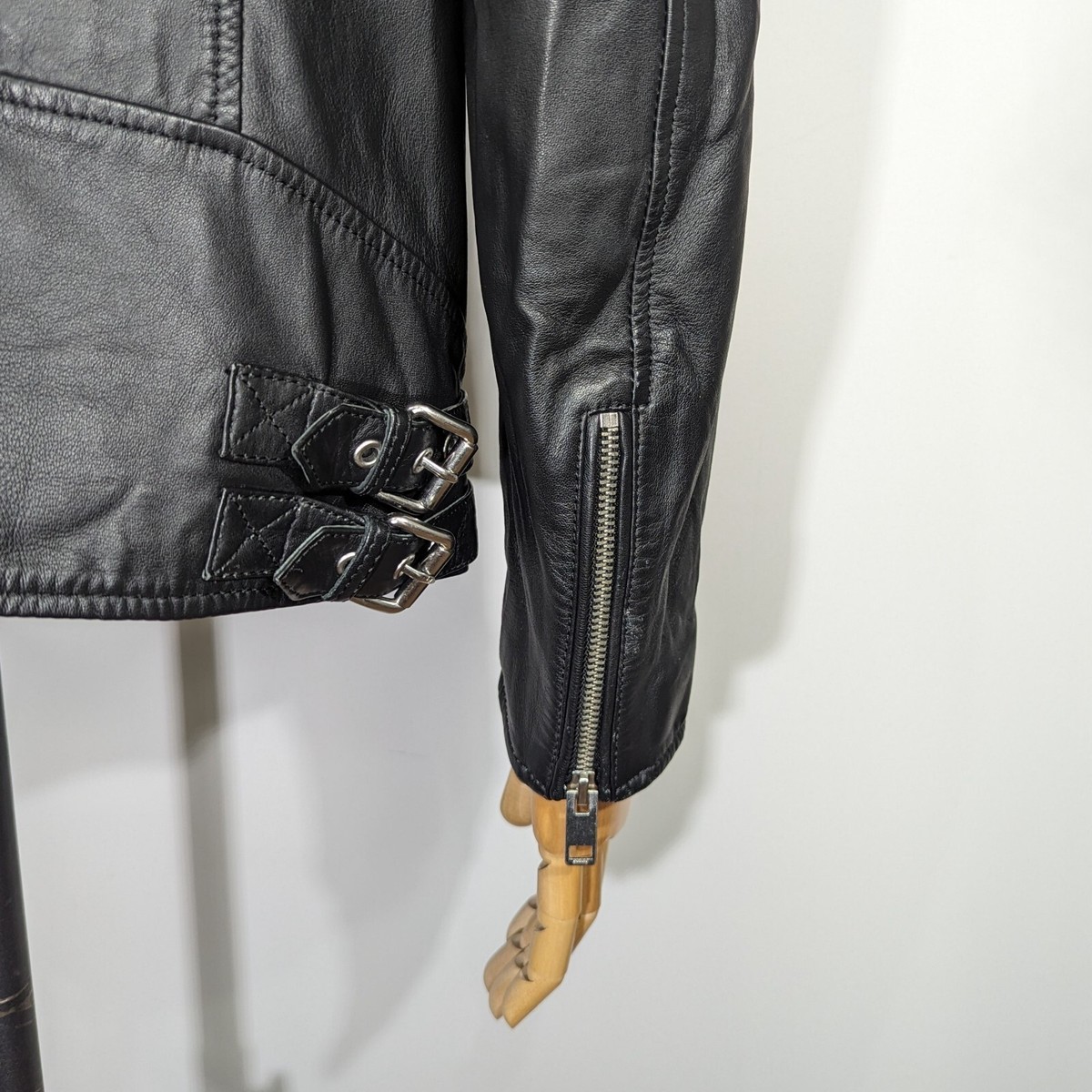 Diesel OUR Superior Leather Quality Size L Black Luxury Diesel OUR Superior Leather Quality Size L Black Luxury