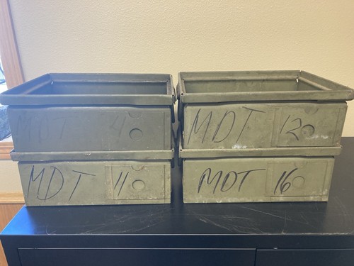 Awesome Vintage Industrial Heavy Steel Parts Stackable Bins with Handles lot (4) - Picture 6 of 6