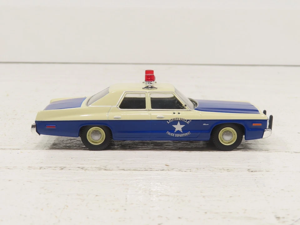 Corgi US06007 Dodge Monaco Lionelville Police Dept. 1/43 LE LN - Image 2 of 4