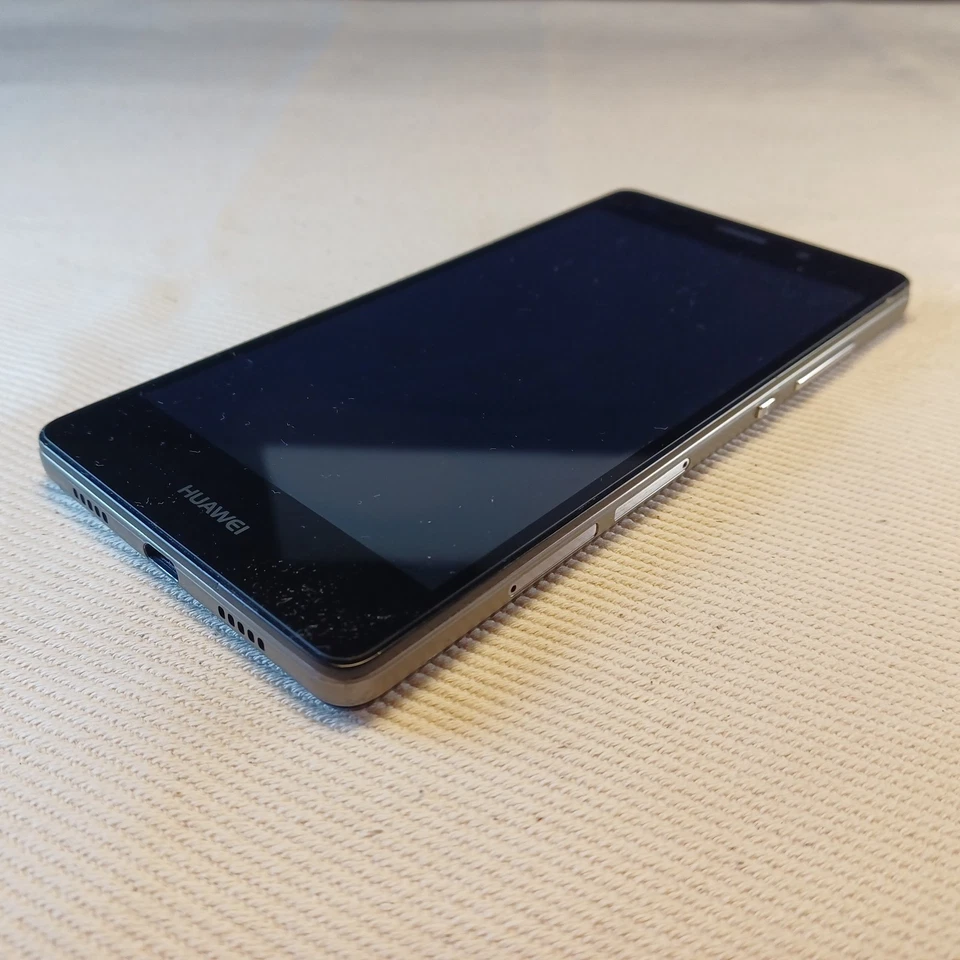 Smartphone Huawei P8 Lite - ALE-L21 - Immagine 2 di 4