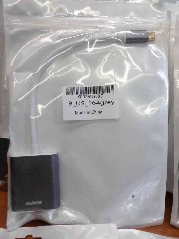Benfei X0025UYJ3D B_US_164grey USB Type C(Thunderbolt 3) to DVI Adapter  Lot x23 - Image 3 of 4