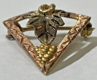 Vintage Black Hills Tri Gold Leaf Petal and Grape Design Brooch 1.9 Grams — photo 7