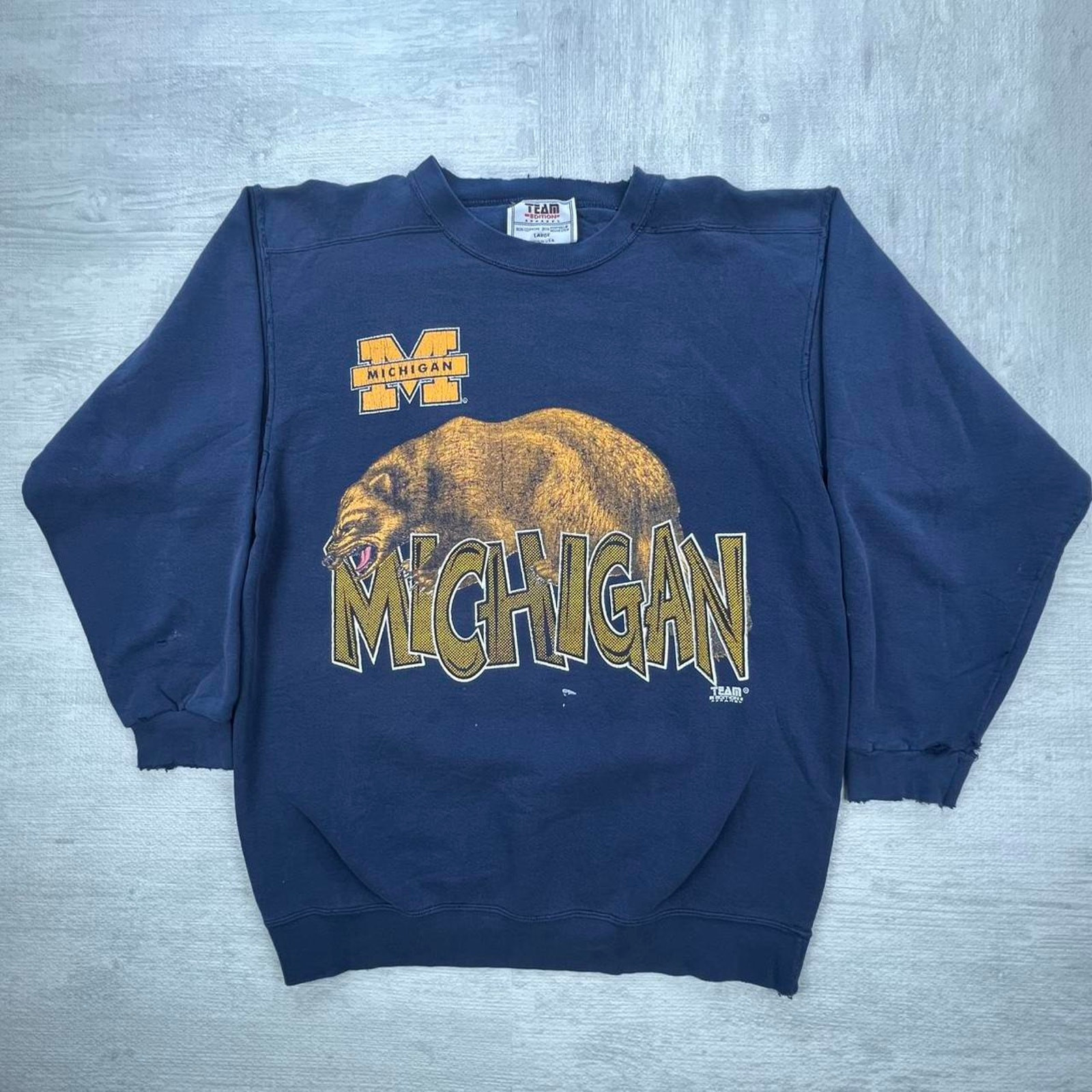 Vintage 80s Michigan Wolverines Sweatshirt Size: Large Blue Yellow NCAA College