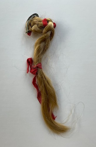 Barbie Vintage 1967 Fancy Trimmins Long Blonde Hair Braid with Red Ribbons - Picture 3 of 7