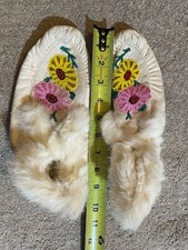 Vintage Native American Beaded Moccasins Floral