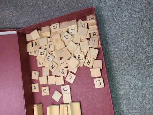 Vintage 1976 Scrabble Crossword Board Game Selchow & Righter COMPLETE - Picture 5 of 6