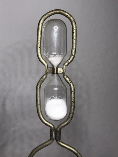 Soporte para huevos hirviendo vintage con temporizador de vidrio de arena ~ tiene capacidad para 6 huevos - Imagen 5 de 10