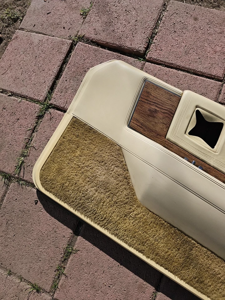 80s Cadillac Eldorado Right Passenger Side Door Panel - Image 4 of 4