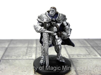 Rage of Demons ~ HALF ORC PALADIN #15 Icons of the Realms D&D