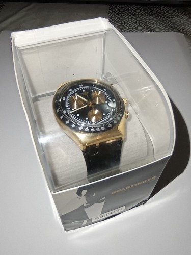 SWATCH IRONY CHRONO 2002 GOLDFINGER SPECIALE JAMES BOND 007 YCG401 NUOVO - Imagen 14 de 15
