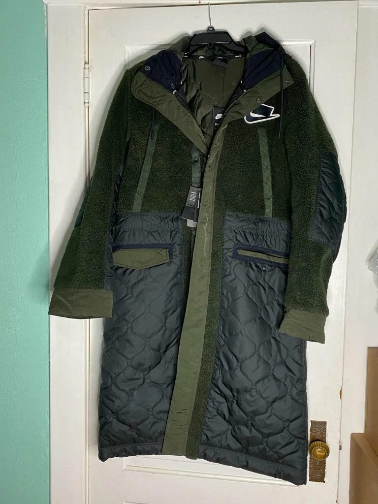 Nike Sportswear Sport Pack Synthetic Fill Parka Size M (Black/Sequoia) $300.00