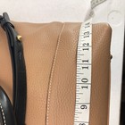 Foto 14 di 19