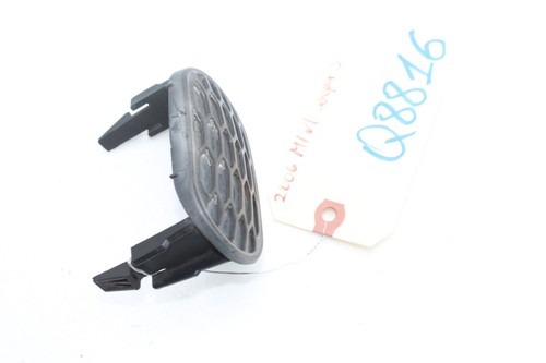 02-06 MINI COOPER S REAR FOG LIGHT COVER Q8816 - 第 9/12 張圖片
